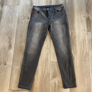 Kut from the Kloth High Rise Toothpick Skinny Jeans Grey